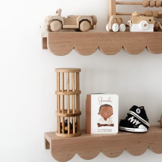 Wood Scalloped Wall Shelf
